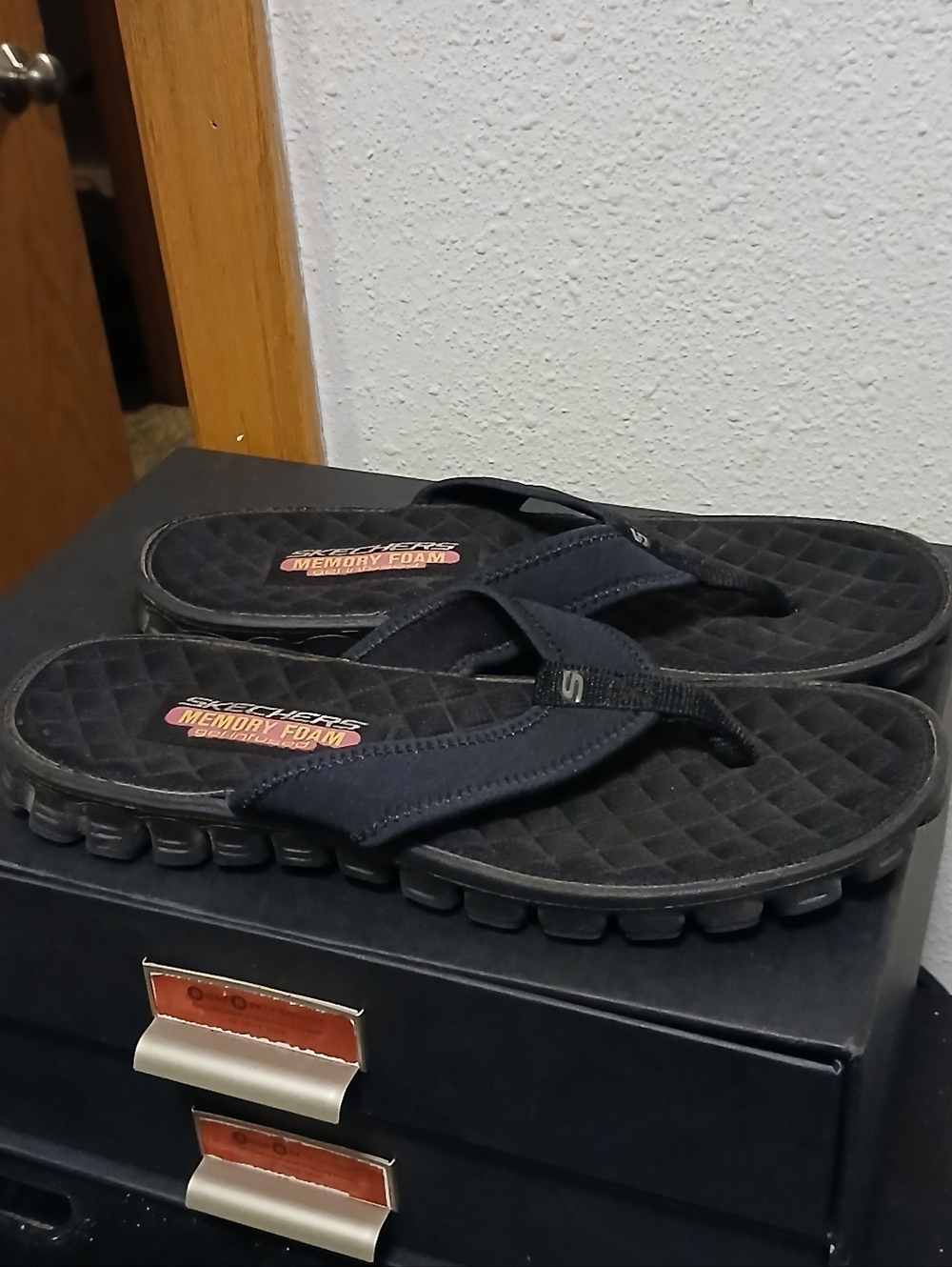 Skechers Women’s Gel-Infused Memory Foam Flip Flop Sandals - Black - Size 9